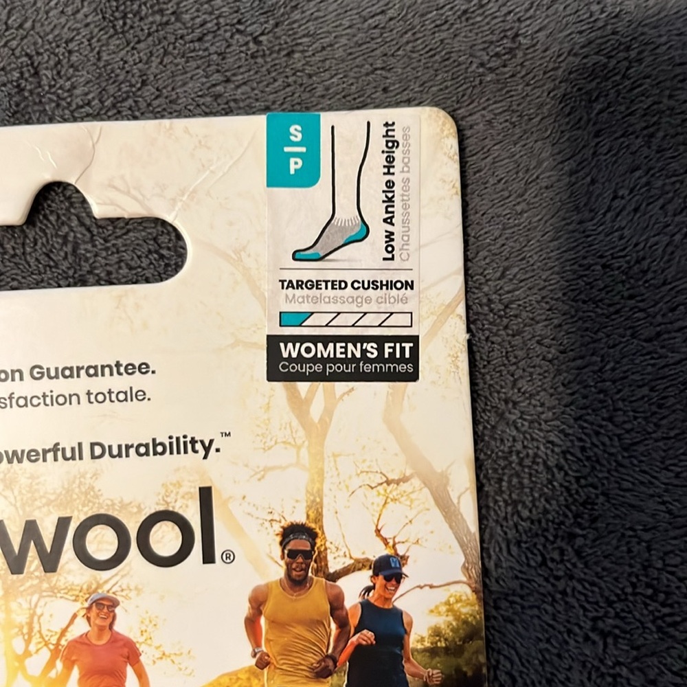 Smartwool RUN Women’s Athletic Socks - Small 🏃🏻‍♀️ - Picture 2 of 6